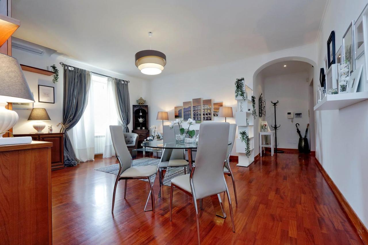 רומא Colosseo Sunset Apartment מראה חיצוני תמונה